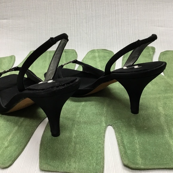 Nina Lovely Black Heels - Picture 7 of 9